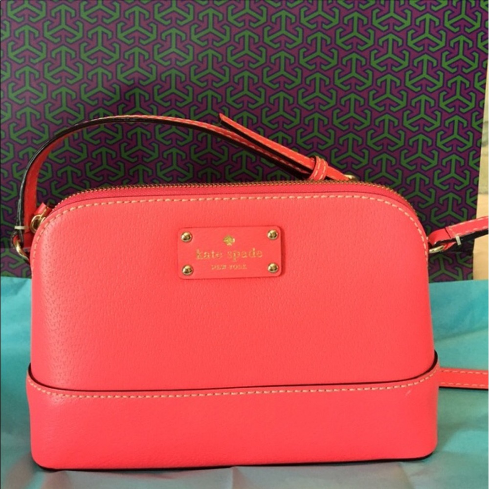 Kate Spade Coral Crossbody purse